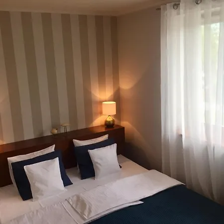 Apartament Granat *